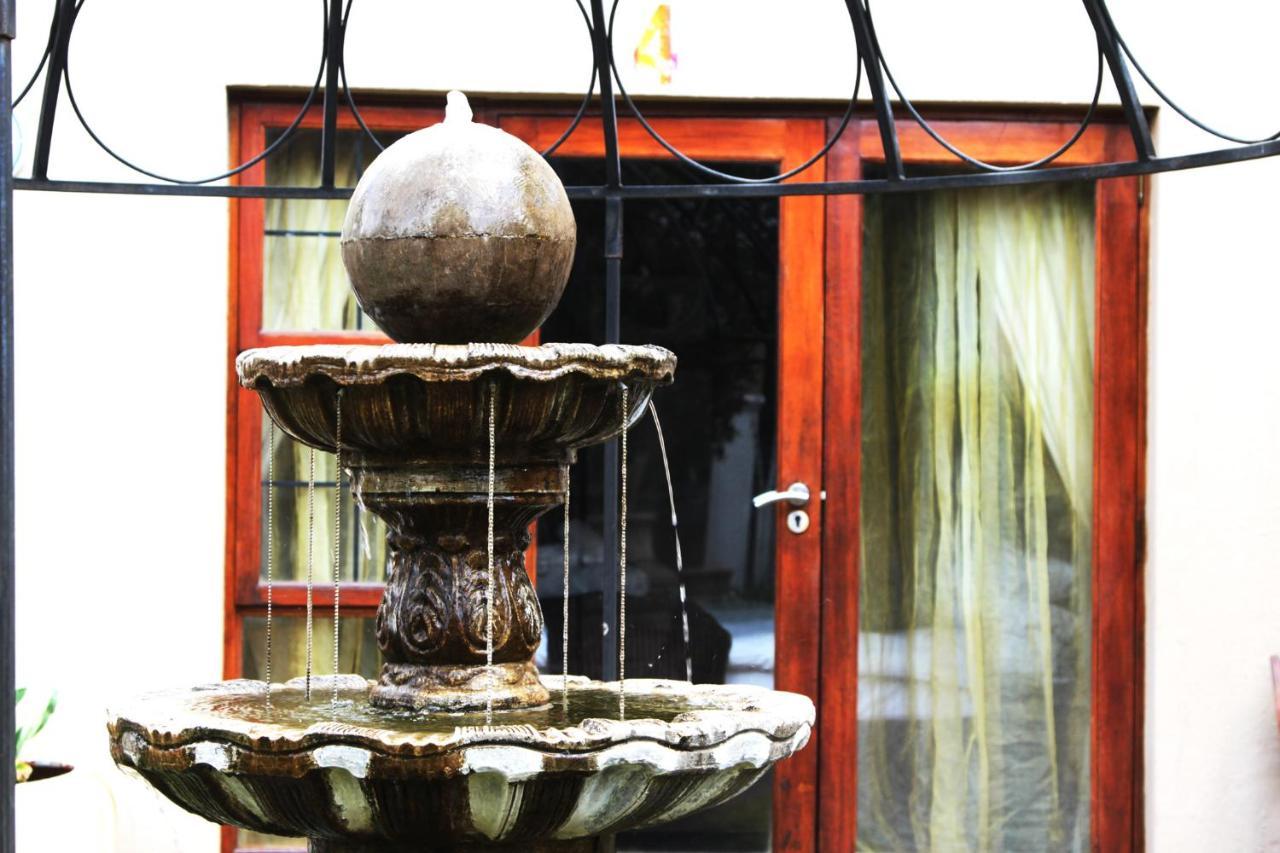 Echo Garden Guesthouse Rustenburg Ngoại thất bức ảnh