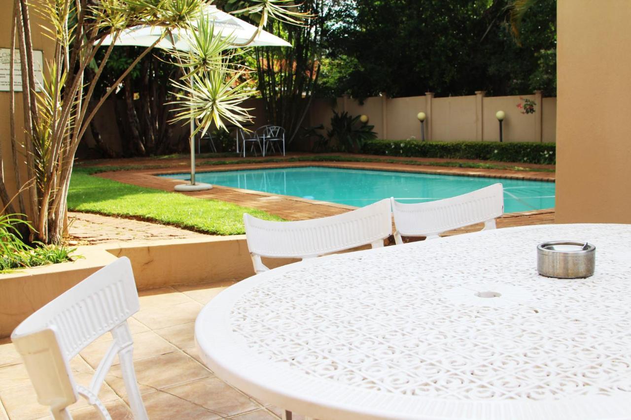 Echo Garden Guesthouse Rustenburg Ngoại thất bức ảnh