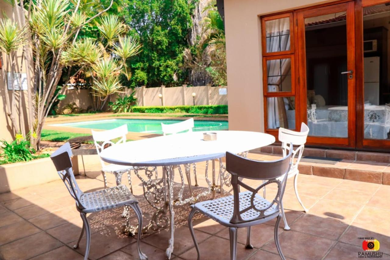 Echo Garden Guesthouse Rustenburg Ngoại thất bức ảnh