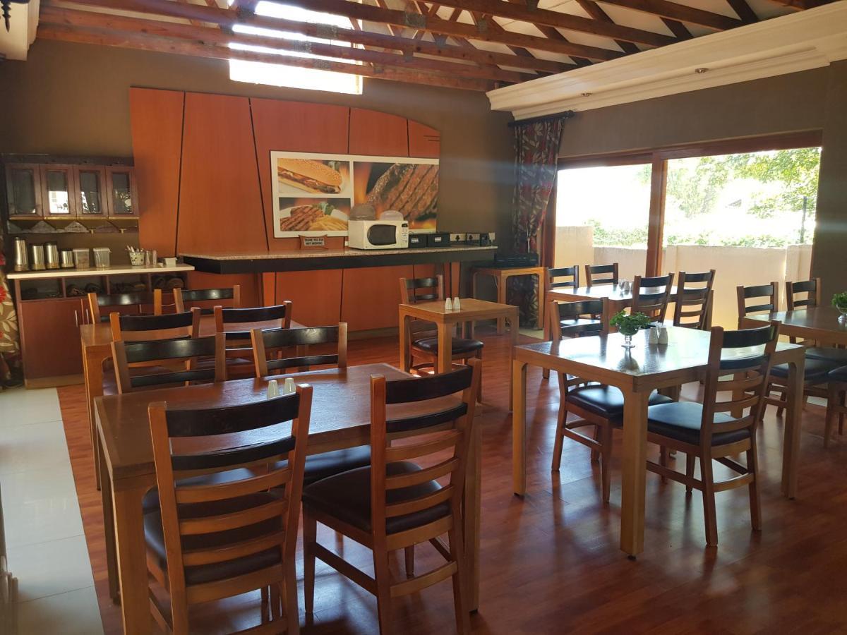Echo Garden Guesthouse Rustenburg Ngoại thất bức ảnh