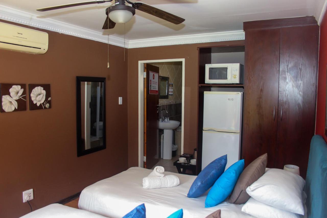 Echo Garden Guesthouse Rustenburg Ngoại thất bức ảnh